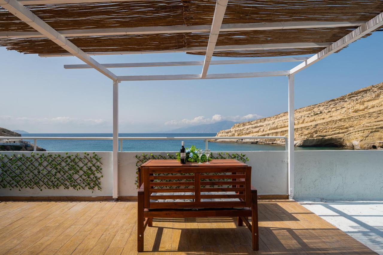 Flores Playa Matala  Exterior photo